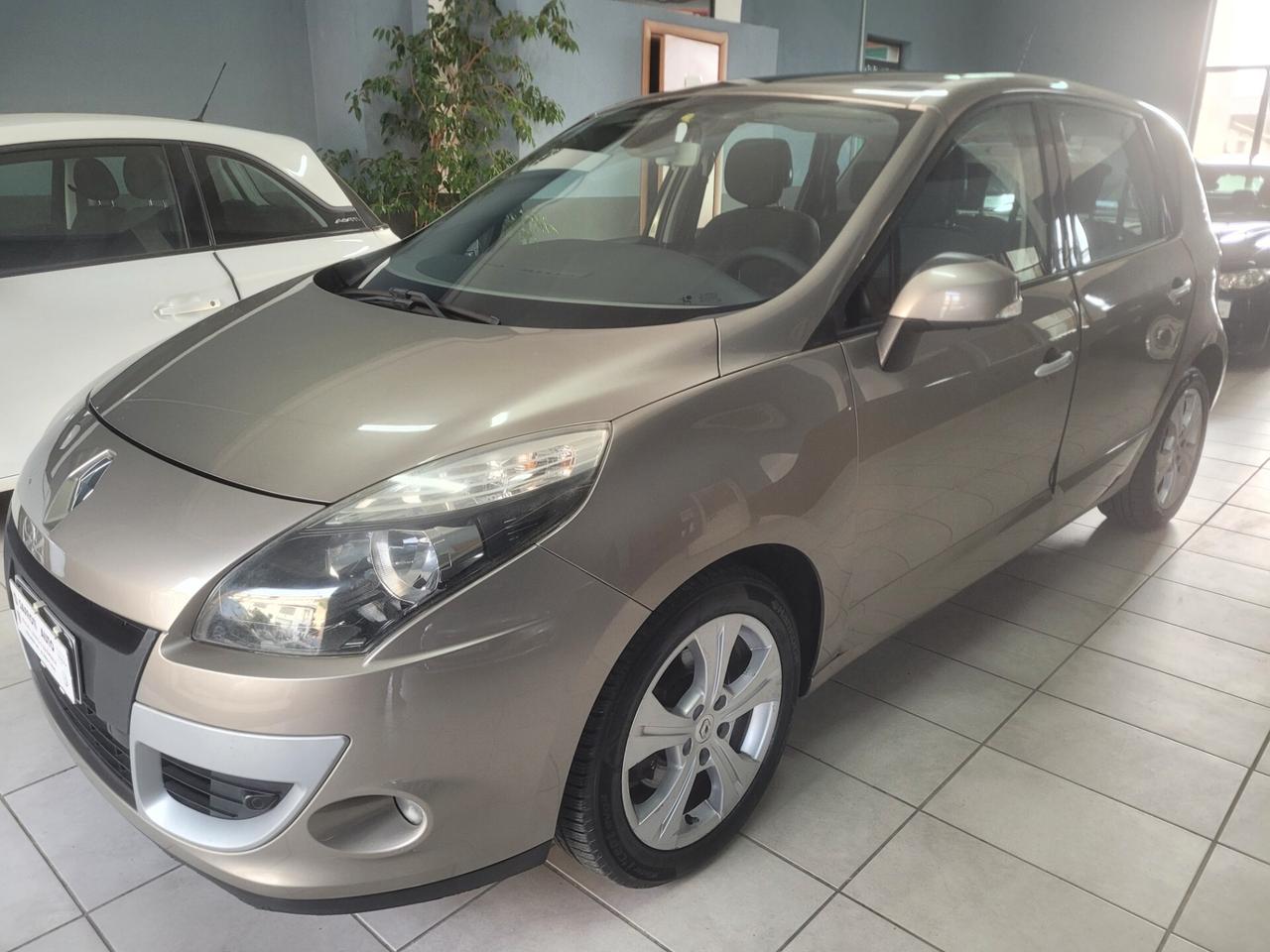 Renault Scenic Scénic 1.9 dCi 130CV Luxe