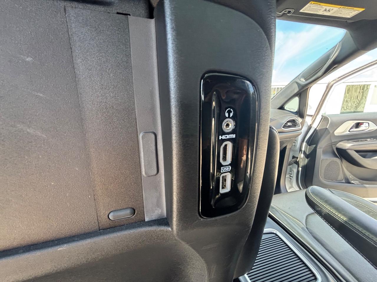 Chrysler Pacifica touring gpl full optional