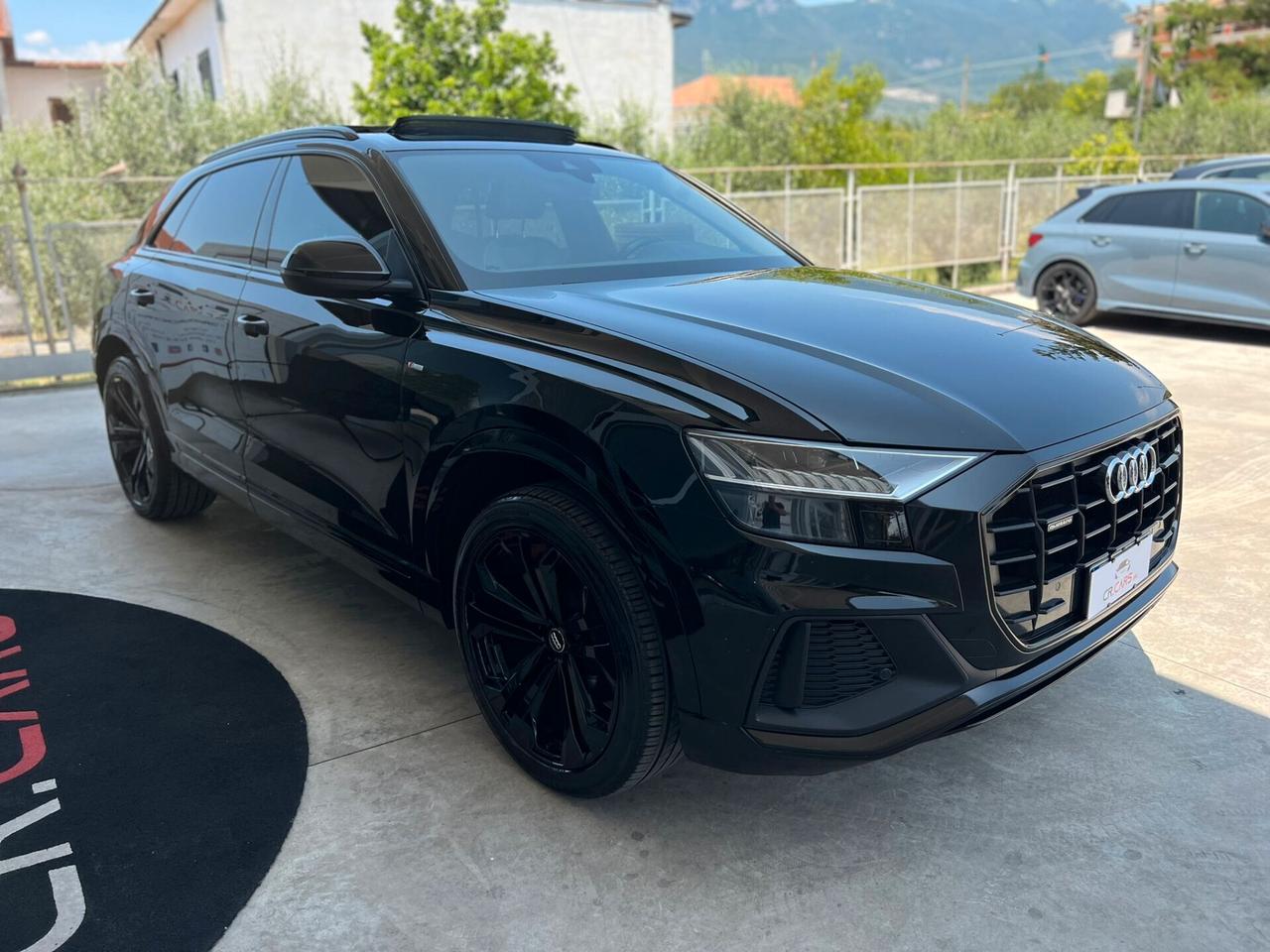 Audi Q8 50 TDI 286 CV quattro tiptronic 3X SLINE