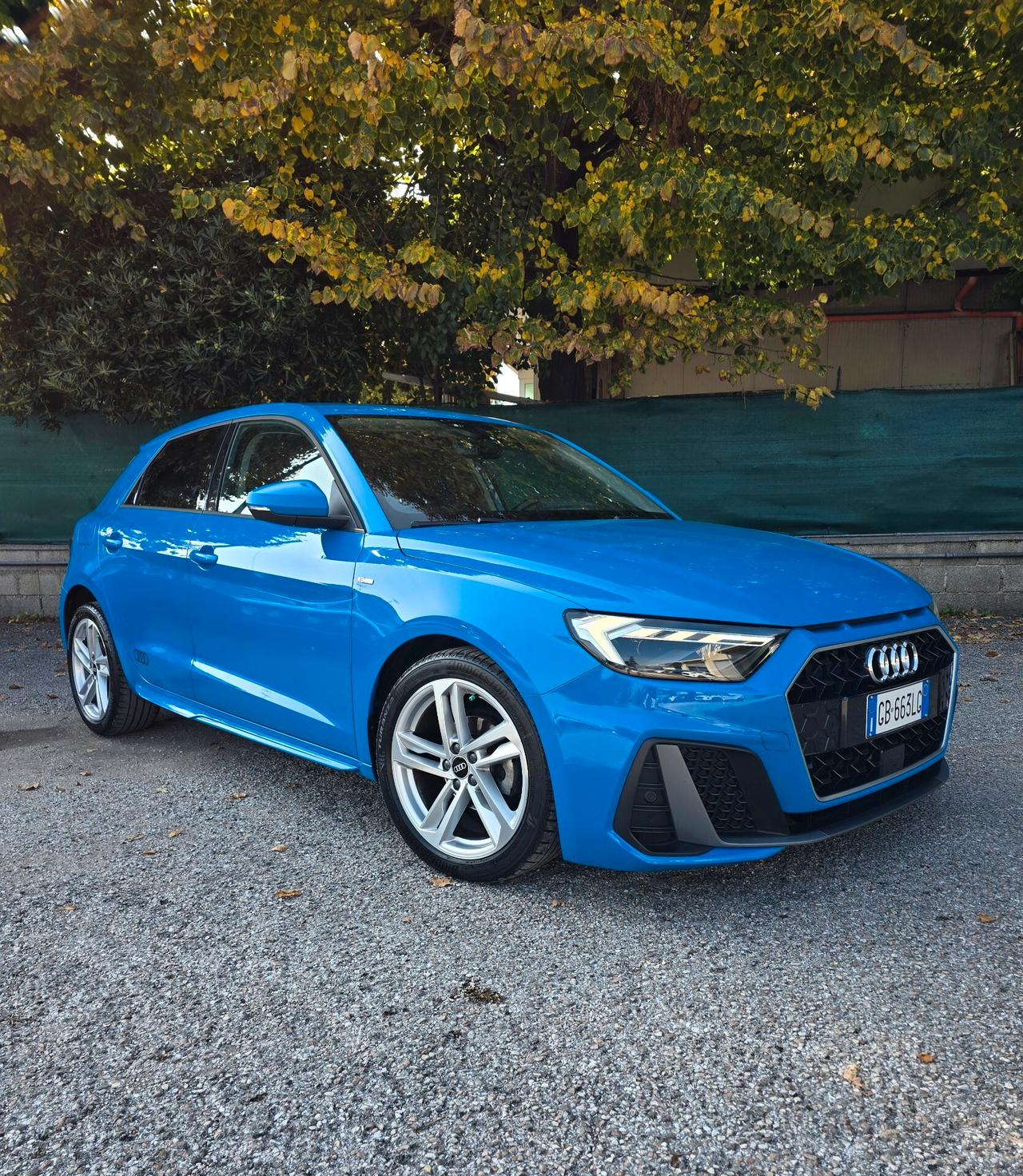 Audi A1 S line edition Blu Turbo
