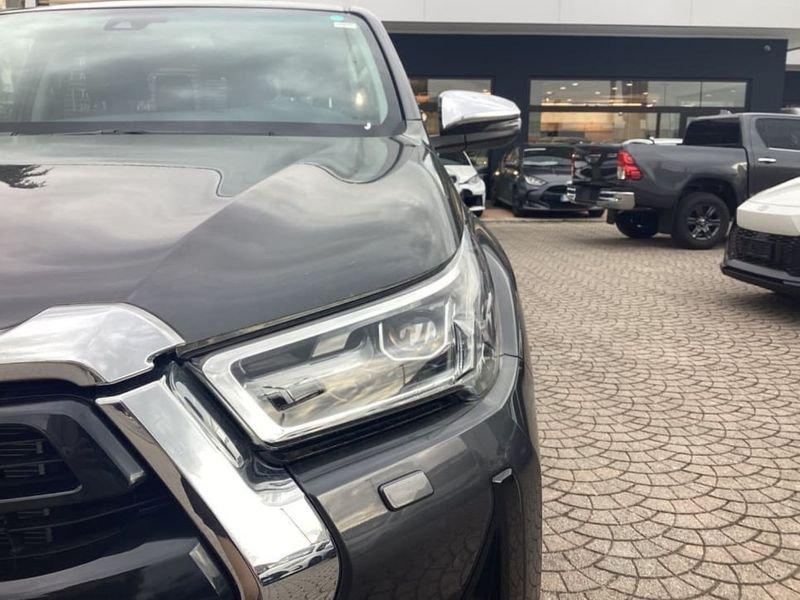 Toyota Hilux 2.4 Diesel AT Double Cab 4WD Executive MY24