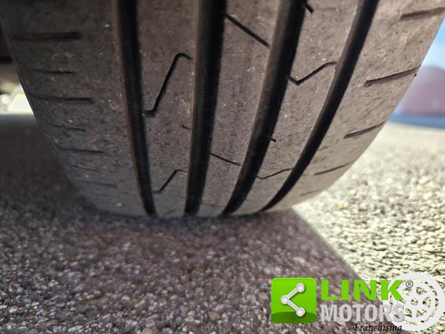 LANCIA Ypsilon 1.2 69 CV 5 porte Platinum