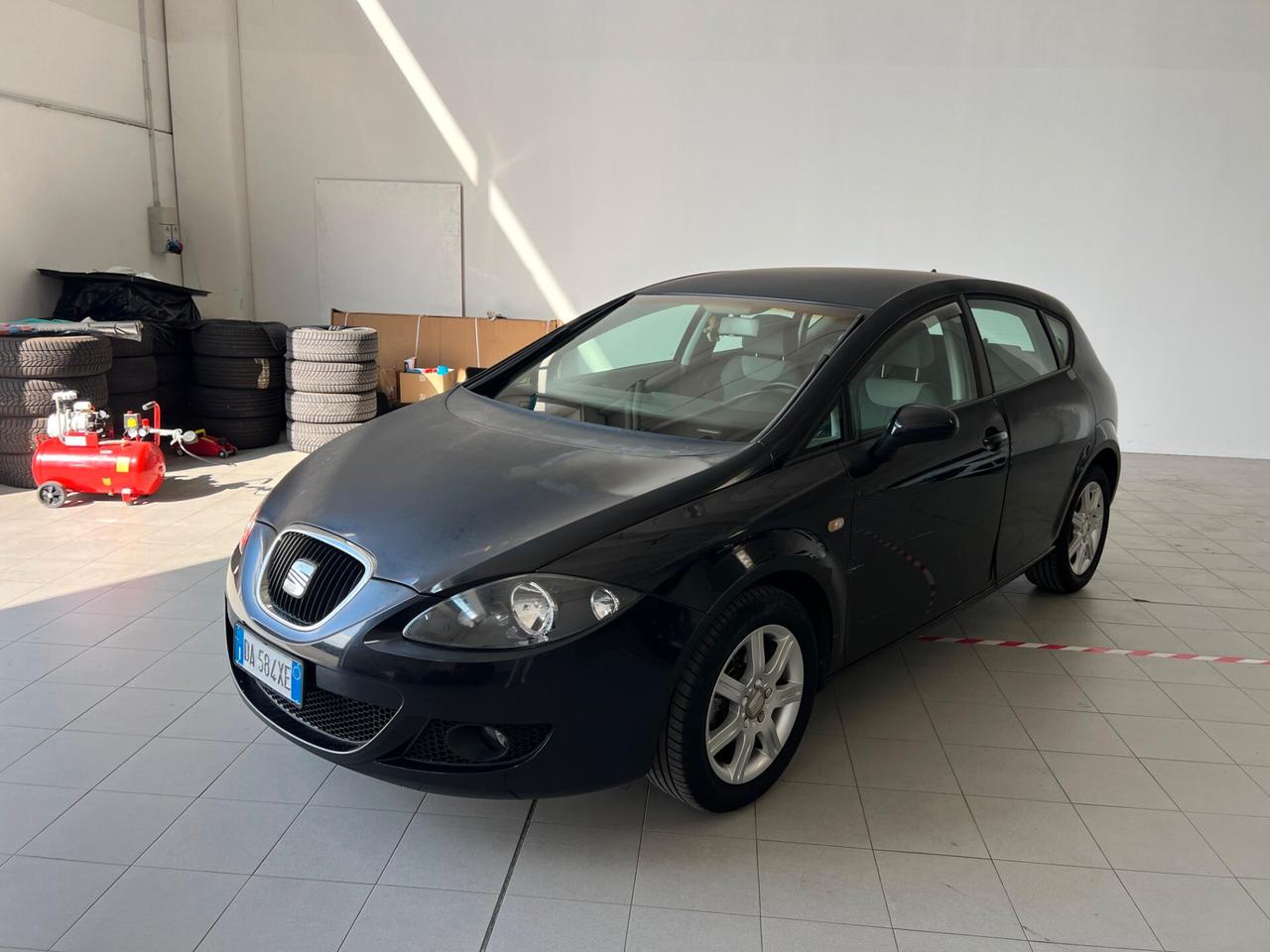 Seat Leon 1.6 BENZINA PER NEOPATENTATI