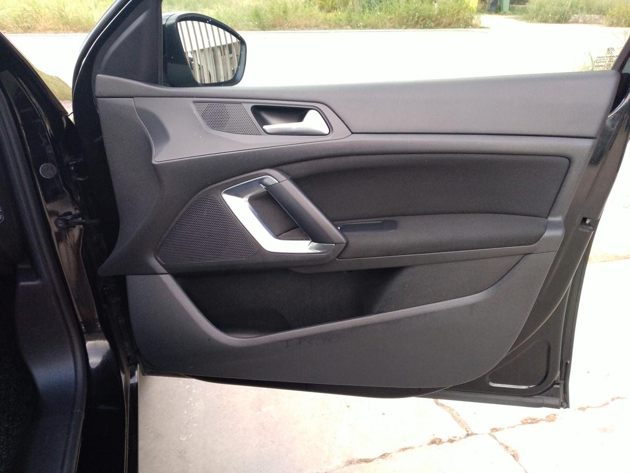 Peugeot 308 BlueHDi 100 S&S SW Business