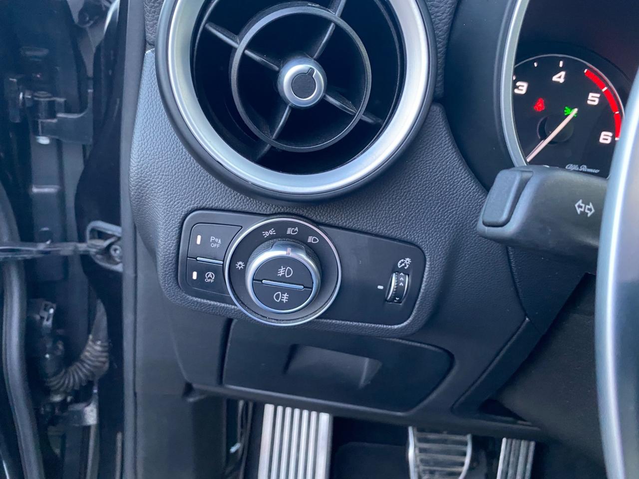 Alfa Romeo Stelvio 2.2 Turbodiesel 210 CV AT8 Q4 Veloce