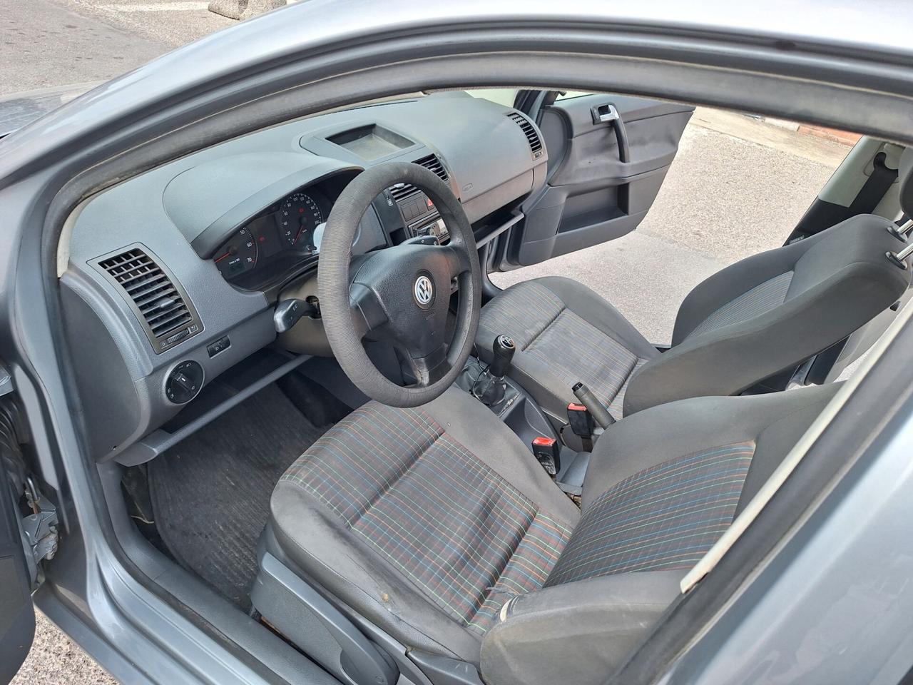 Volkswagen Polo 1.2/60CV 5p. Trendline NEOPATENTATI
