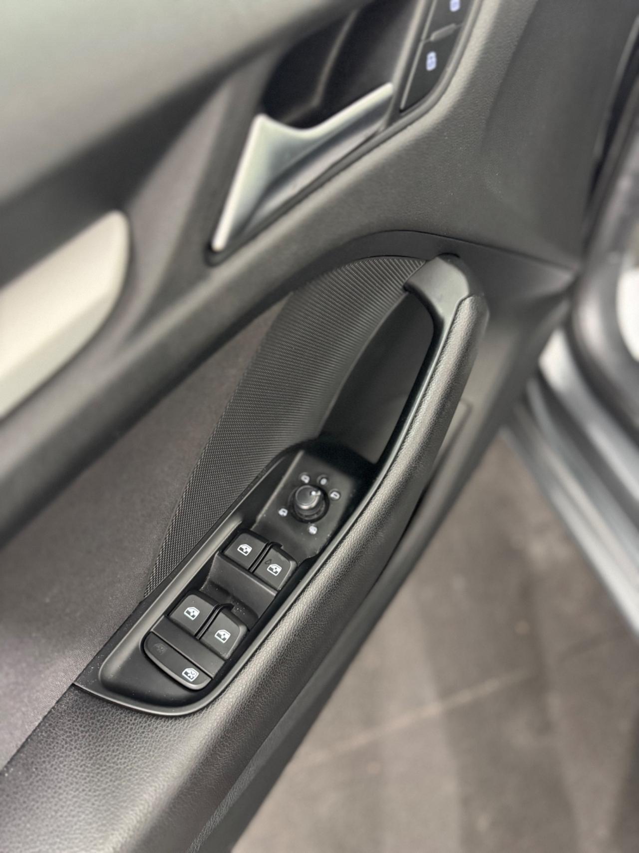 Audi A3 1.6 TDI 116 CV S tronic Sport