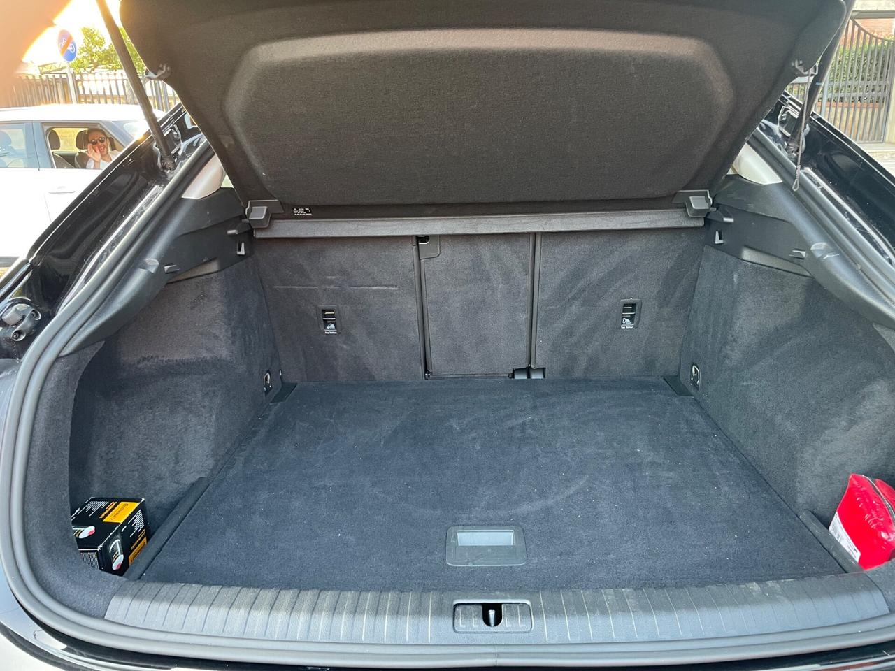 Audi Q3 35 TDI quattro S tronic Business