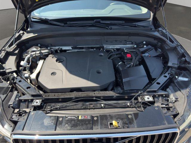VOLVO XC60 B4 (d) AWD Geartronic Momentum Pro