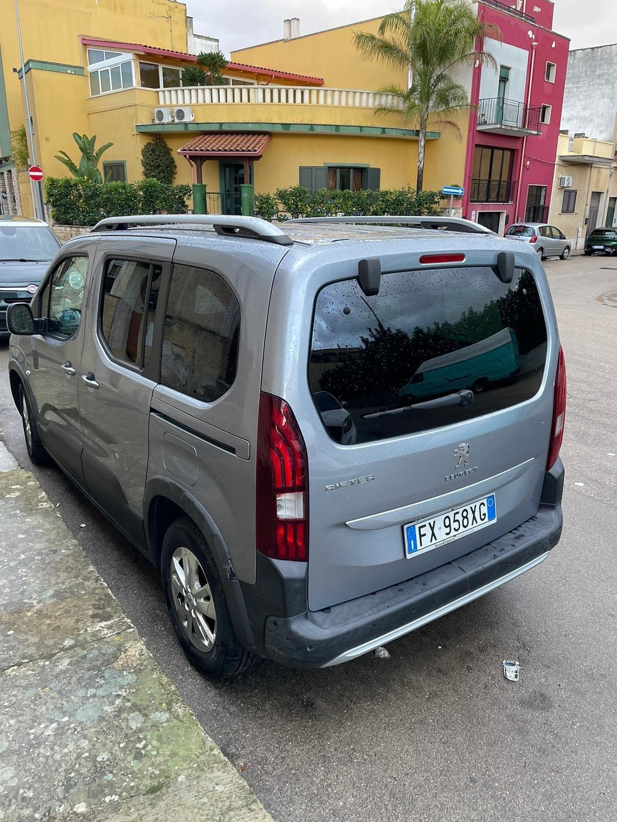 Peugeot Rifter BlueHDi 100 Allure Standard