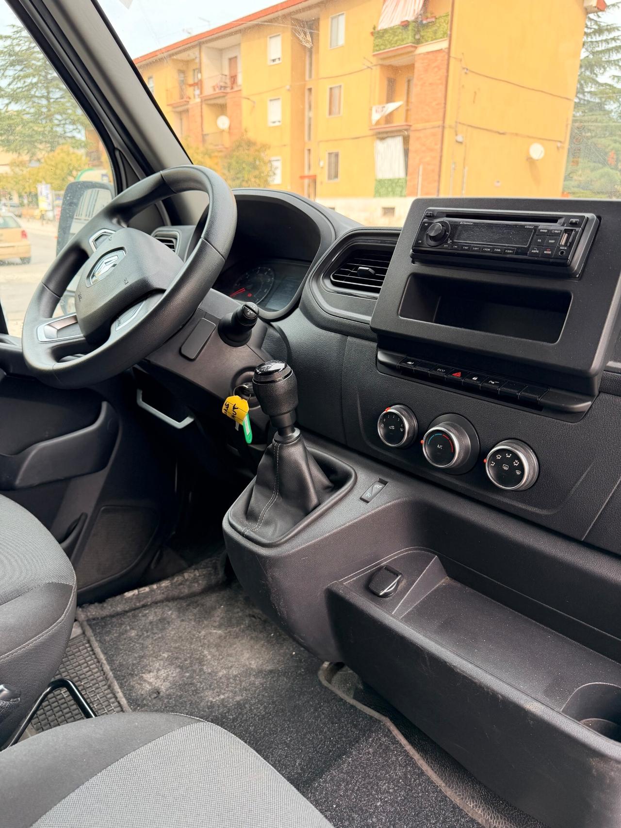 RENAULT MASTER ICE 2022 KM - 94.000