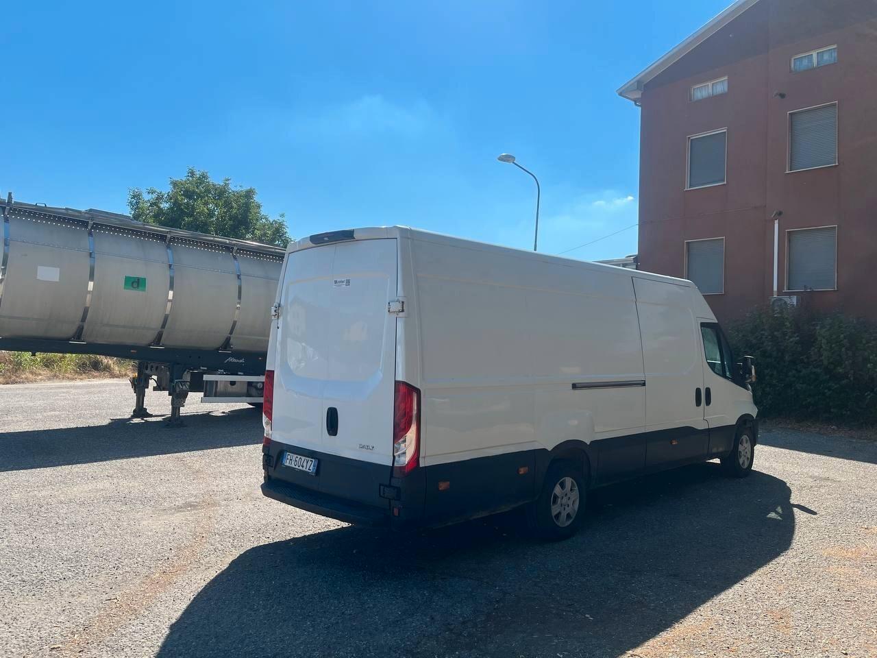 Iveco Daily IS35SC2AA FD11A1A 2.3 HPT PL-TA Furgone