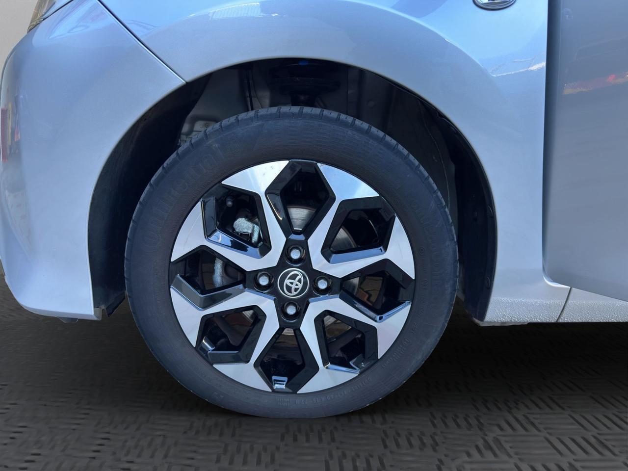 Toyota Aygo 5p 1.0 x-wave m-mt 72cv