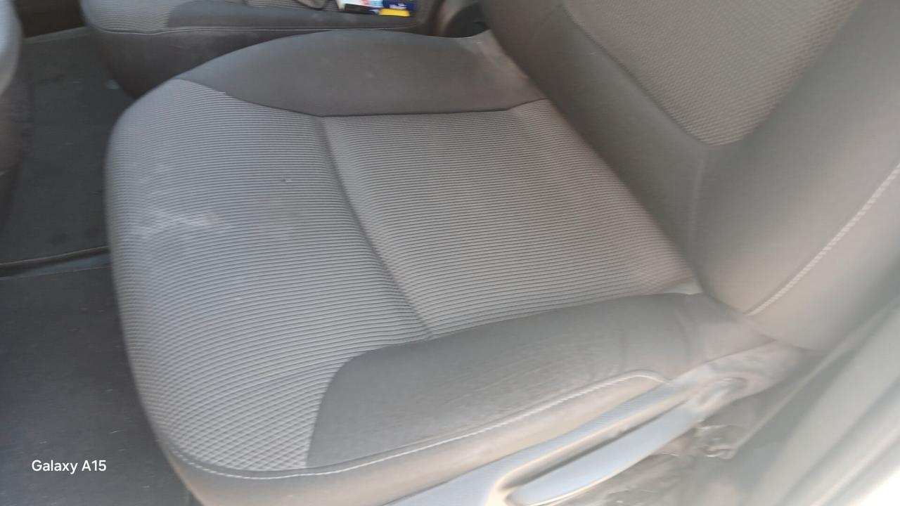 Renault Trafic T29 2.0 DCI 6 POSTI IVATO
