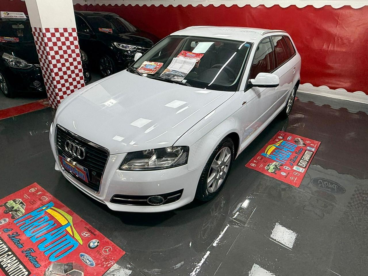 Audi A3 SPB 1.6 TDI 90cv Young - 2013