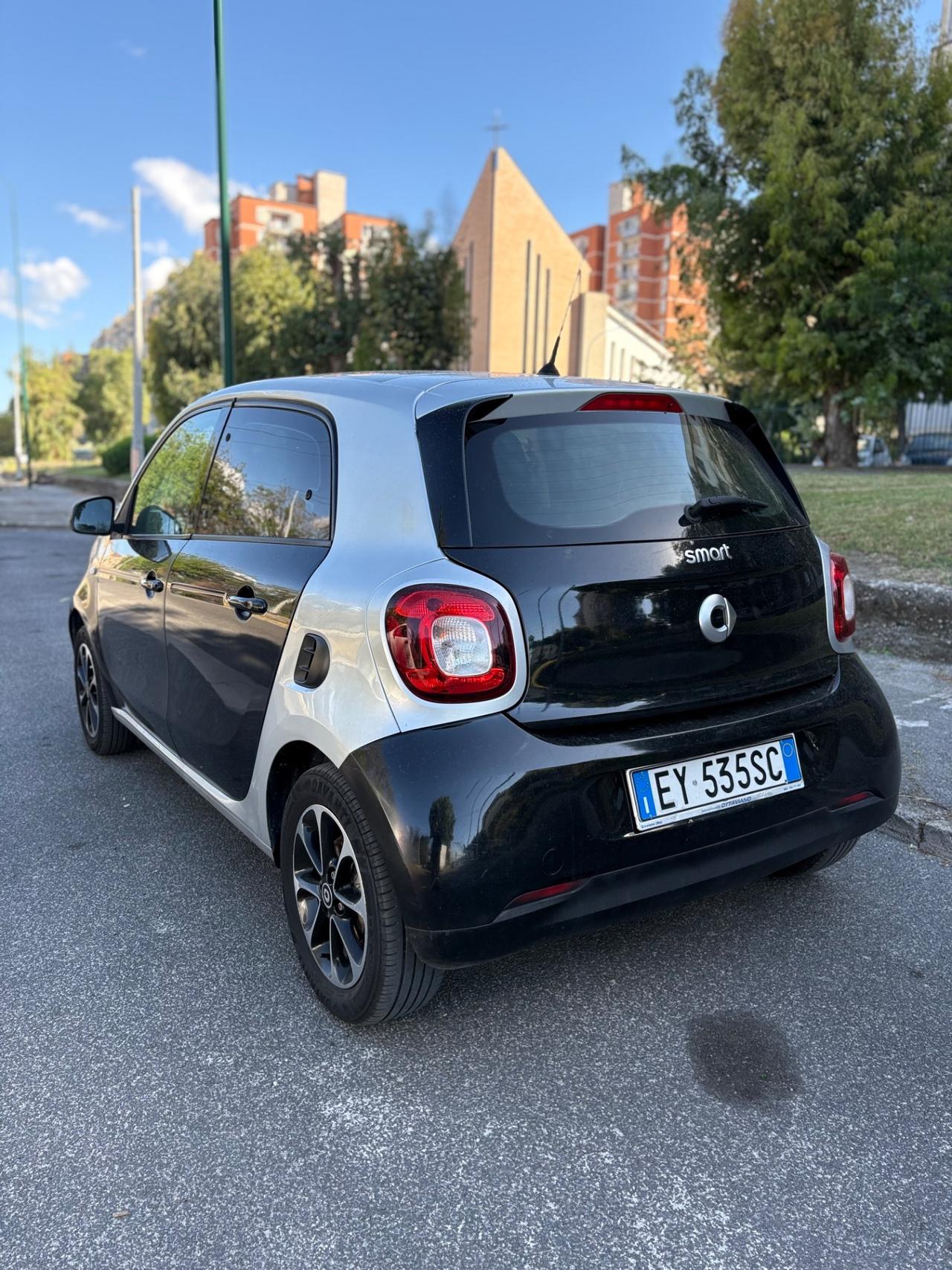 Smart ForFour 1.0 benzina 70 cv Passion