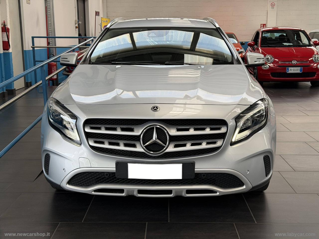 MERCEDES-BENZ GLA 180 Business