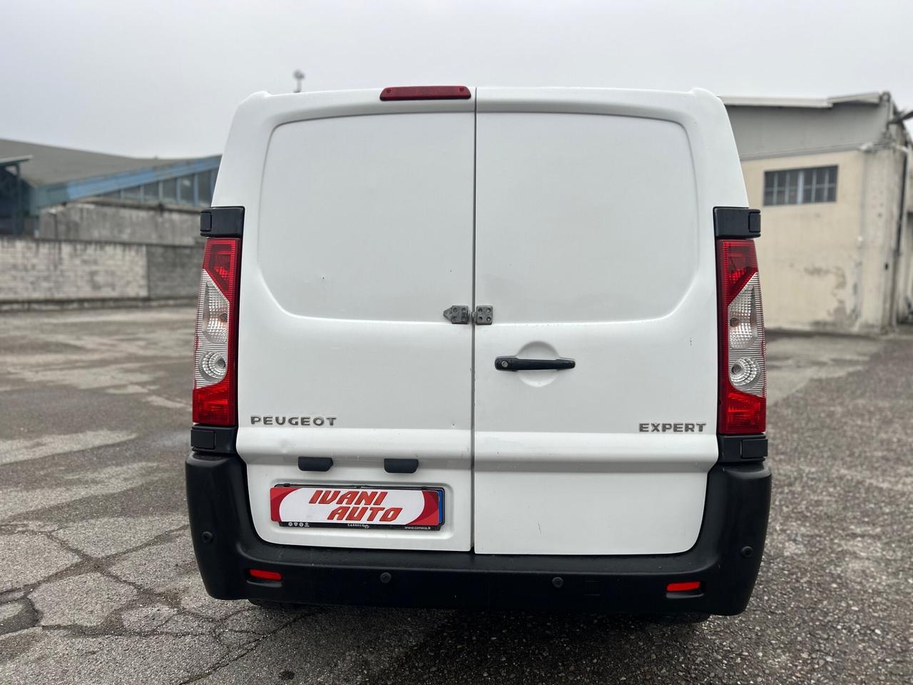 Peugeot Expert 2.0 HDi 120CV