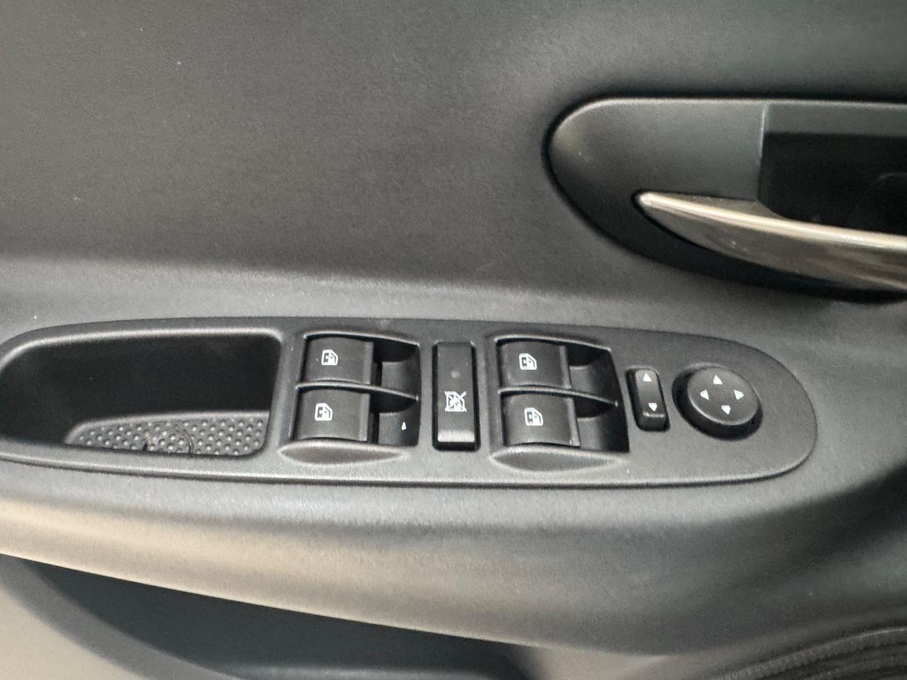 Lancia Ypsilon 1.2 69 CV 5 porte GPL Ecochic