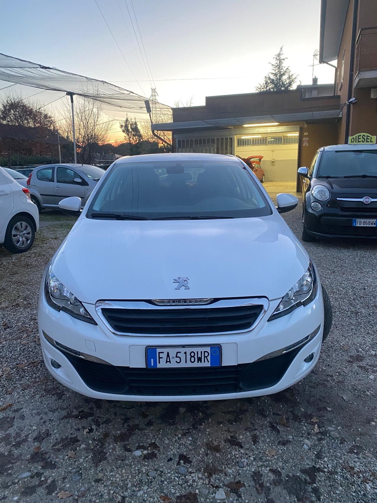 Peugeot 308 BlueHDi 100 S&S Active