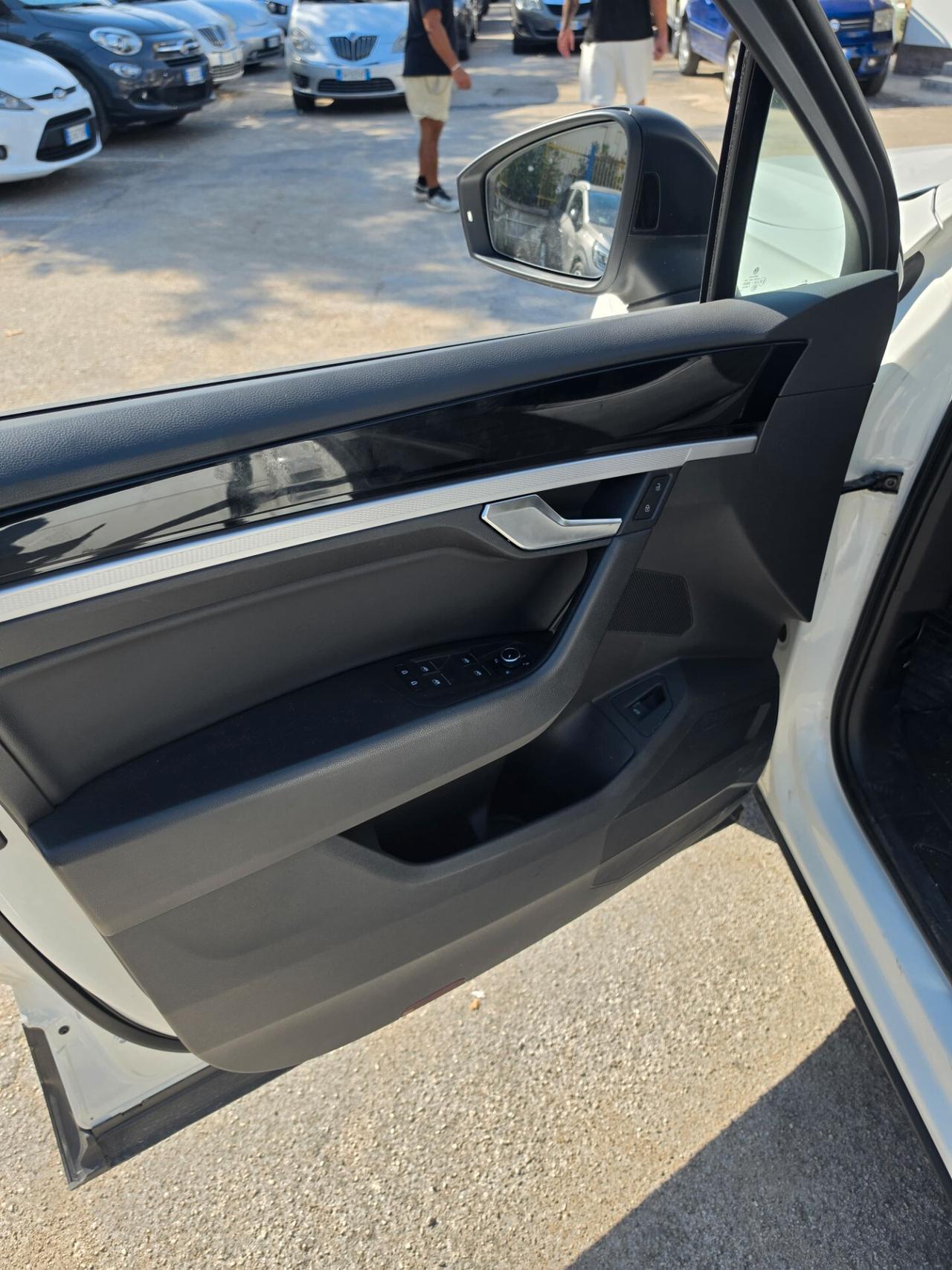Volkswagen Touareg 3.0 V6 TDI SCR Advanced