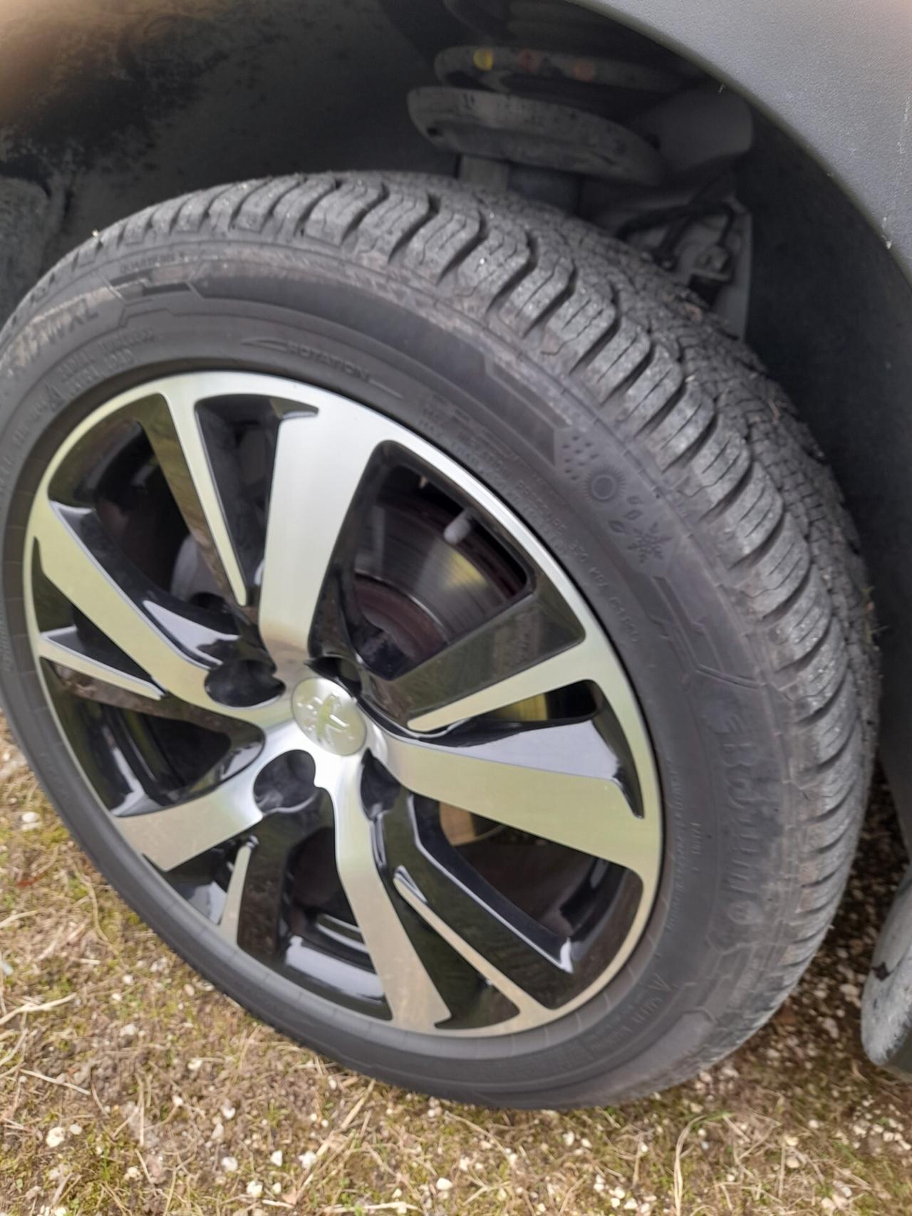 Peugeot 2008 PureTech Turbo 110