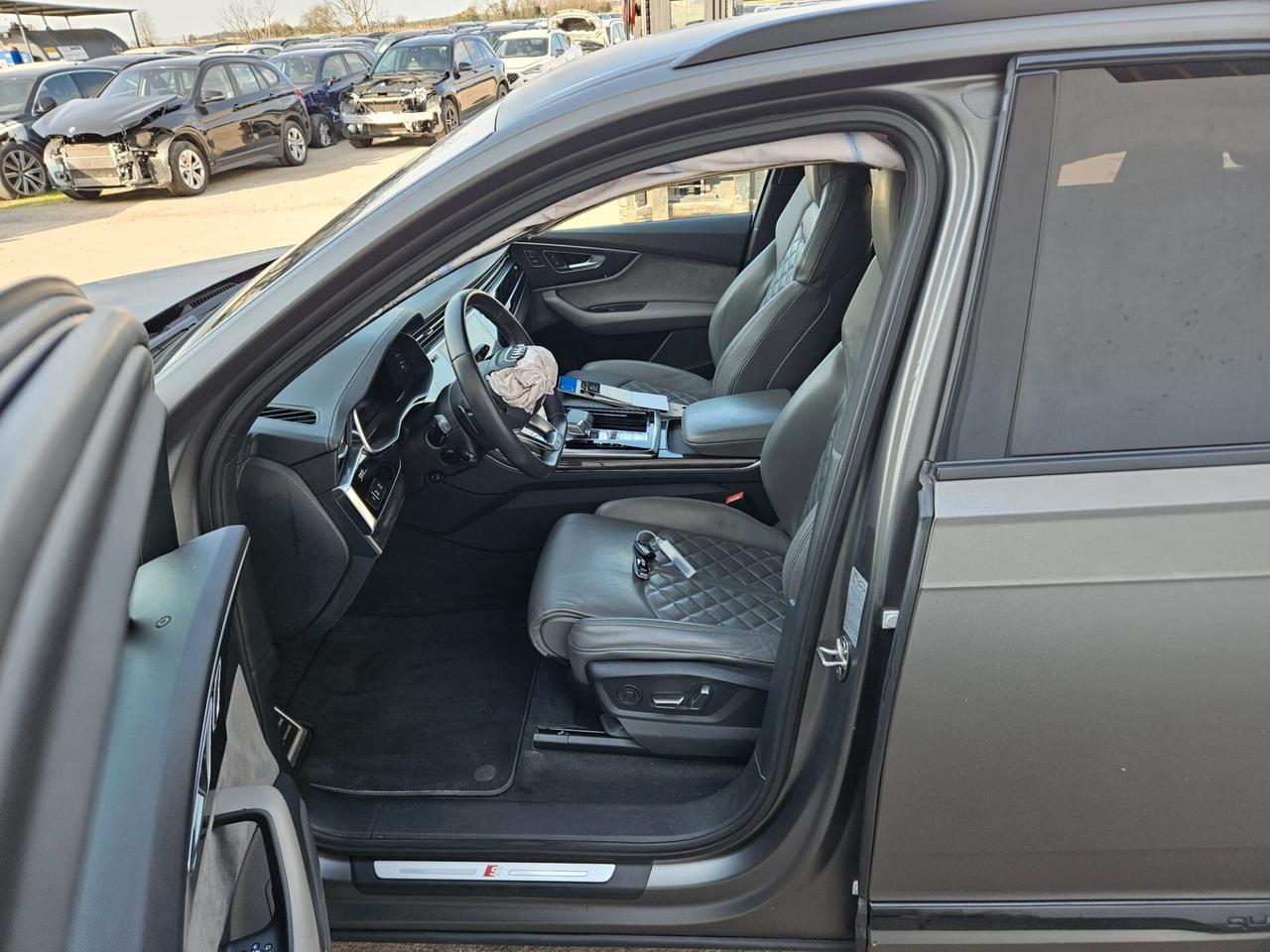 Audi SQ7 4.0 tdi Sport quattro tiptronic 7 pti INCIDENTATA