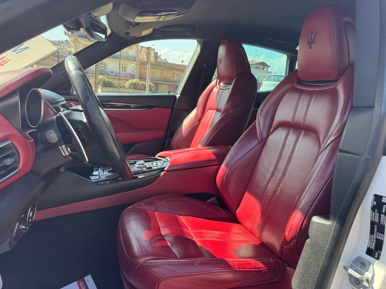MASERATI LEVANTE 3.0 D V6 250 GRANSPORT IVA ESPOSTA