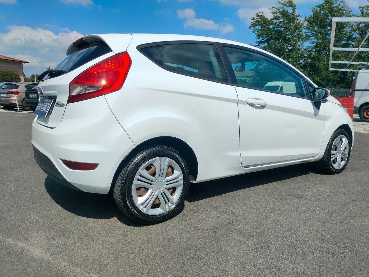Ford Fiesta Fiesta+ 1.4 TDCi 70CV 3 porte EURO 5 NEOPATENTATI