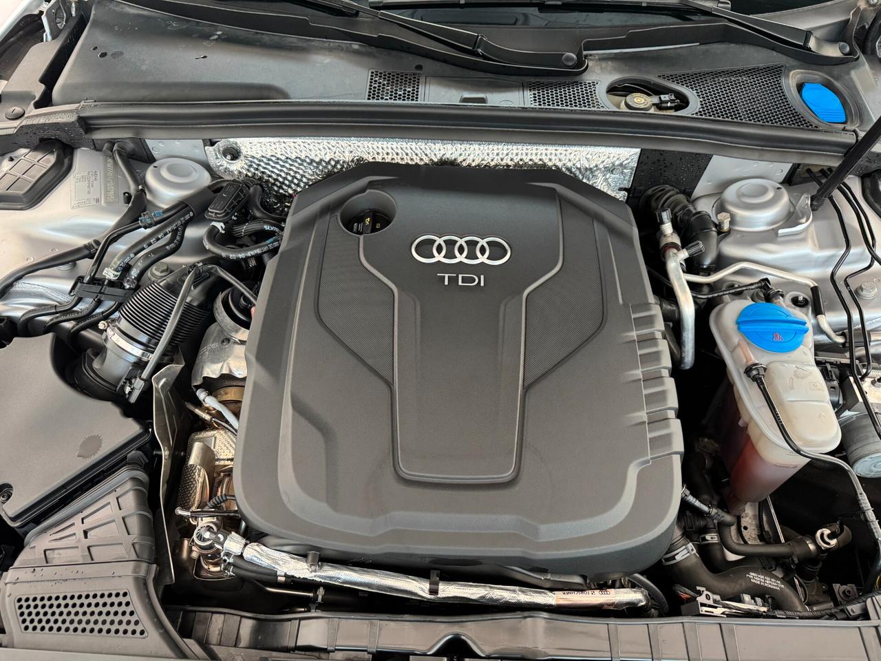 Audi A5 Cabrio 2.0 TDI clean diesel multitronic Business Plus