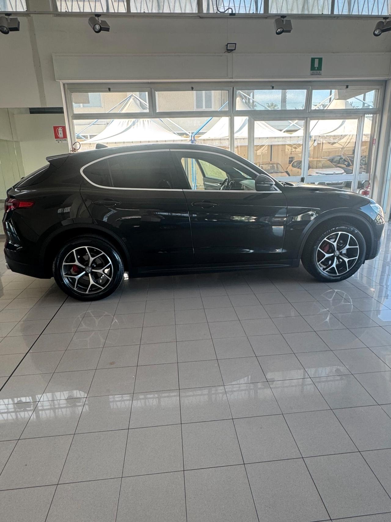 STELVIO SPORT EDITION 210 CV AT8 Q4