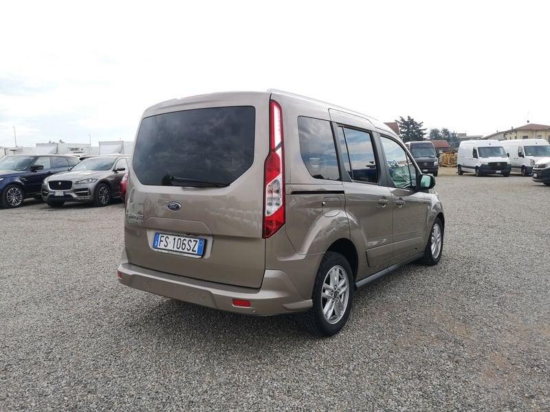 Ford Tourneo Connect 1.5 TDCi 120 CV Powershift Titanium