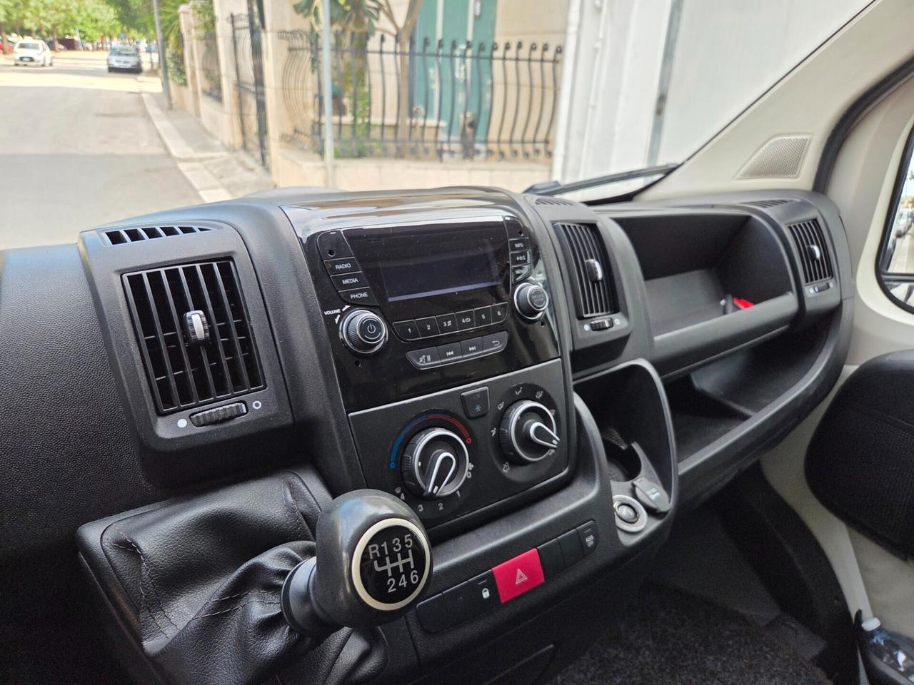 PEUGEOT BOXER 3/2019 2.0 130cv PASSO MEDIO