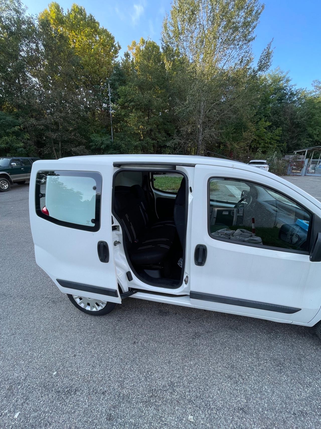 Fiat Fiorino Combi Semivetrato 2011