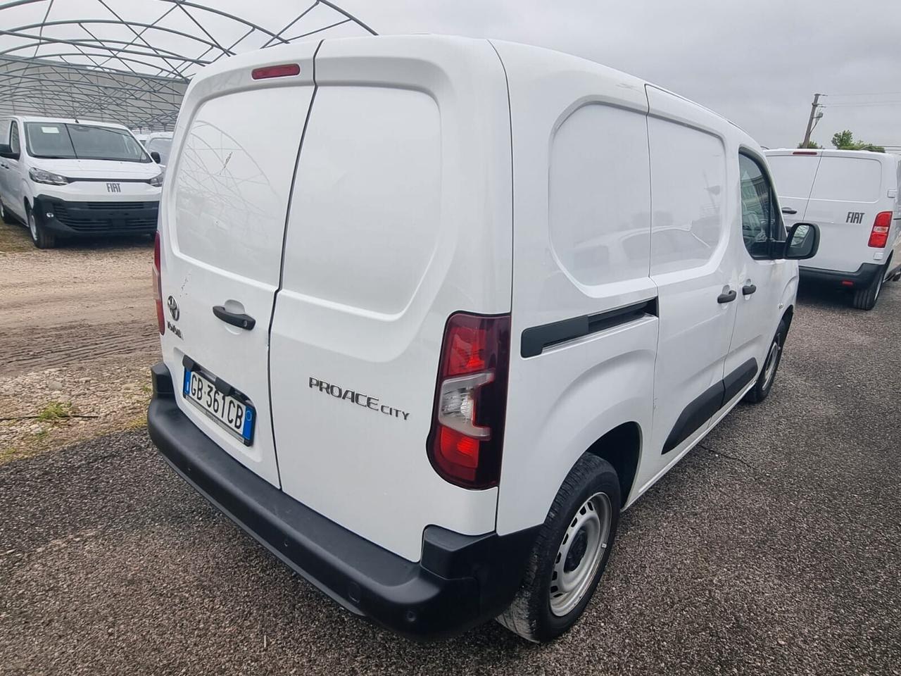 Toyota Proace Proace 1.5D 120CV S&S PC-TN Furgone Compact 5p.10q Comfort