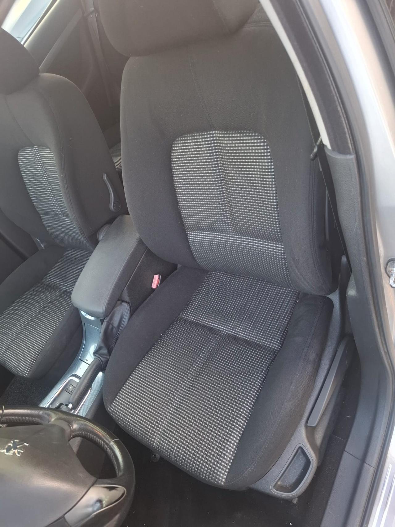 Peugeot 407 2.0 HDi aut. SW Sport Pack Tecno