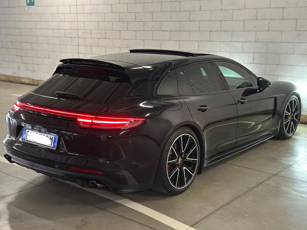 Porsche Panamera 4.0 GTS Sport Turismo