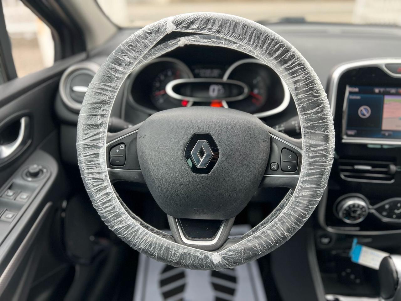 Renault Clio dCi 8V 90 CV Start&Stop 5 porte Energy Duel