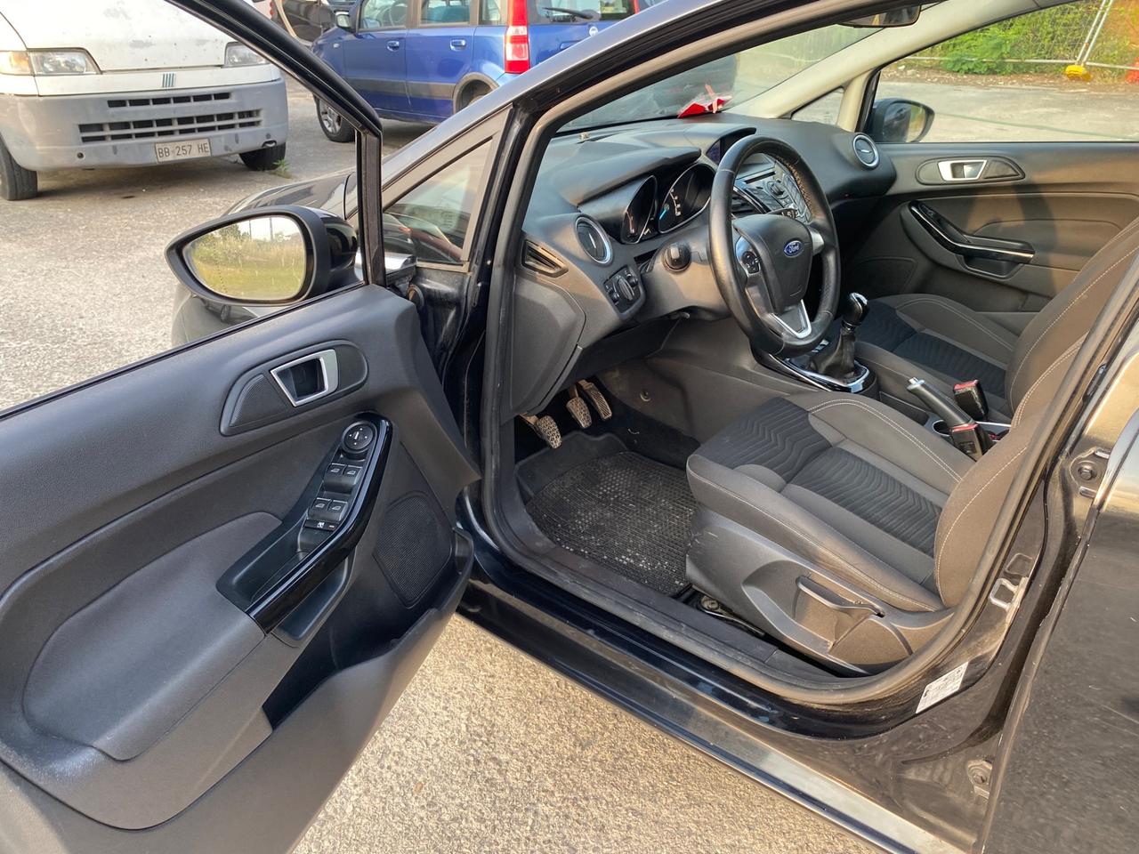 Ford Fiesta 1.2Metano 5 porte