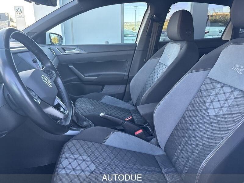 Volkswagen Polo VI 2022 1.0 tsi R-Line 95cv dsg