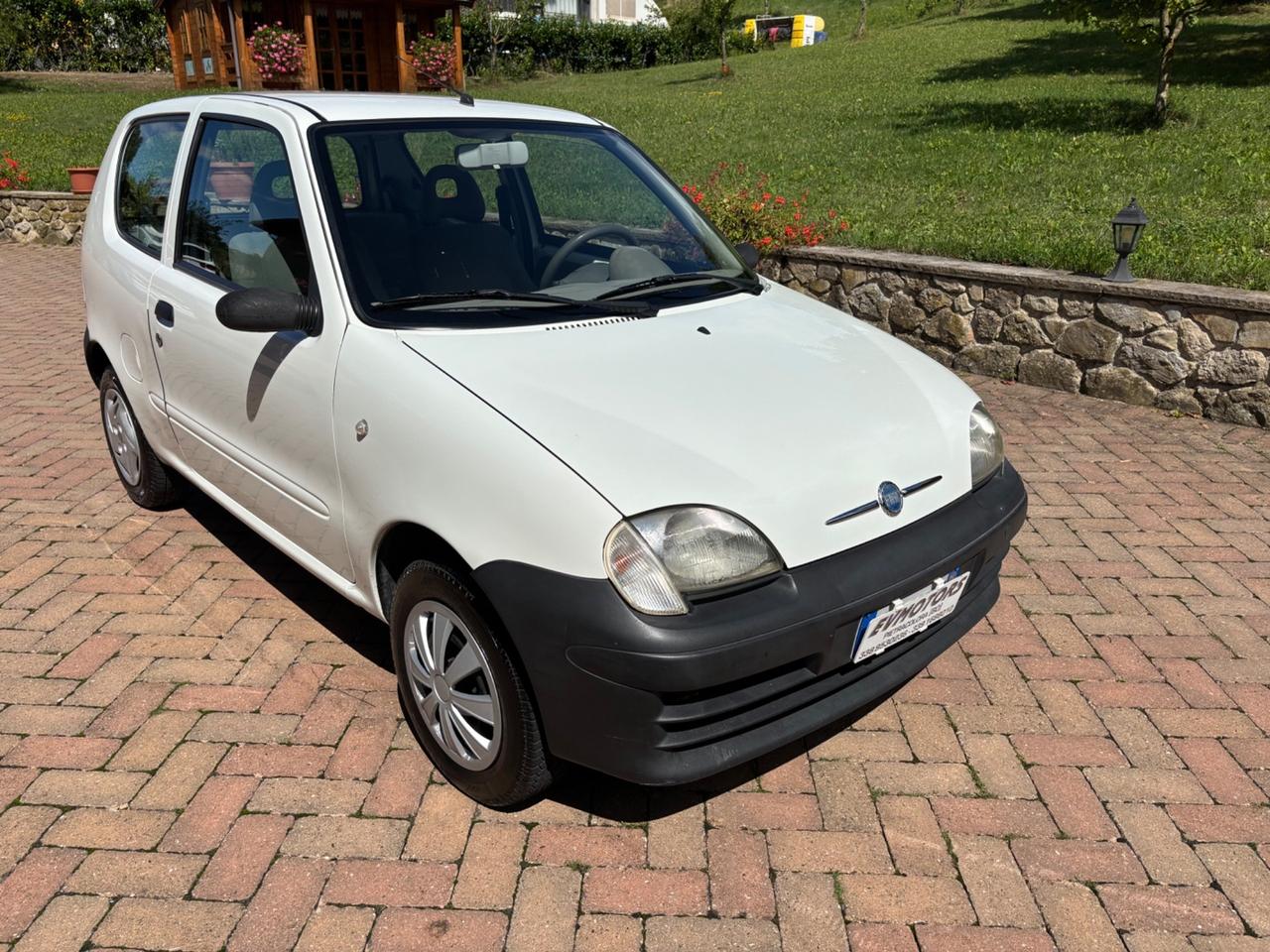 Fiat 600 1.1 BENZINA 54 CV OK NEOPATENTATI