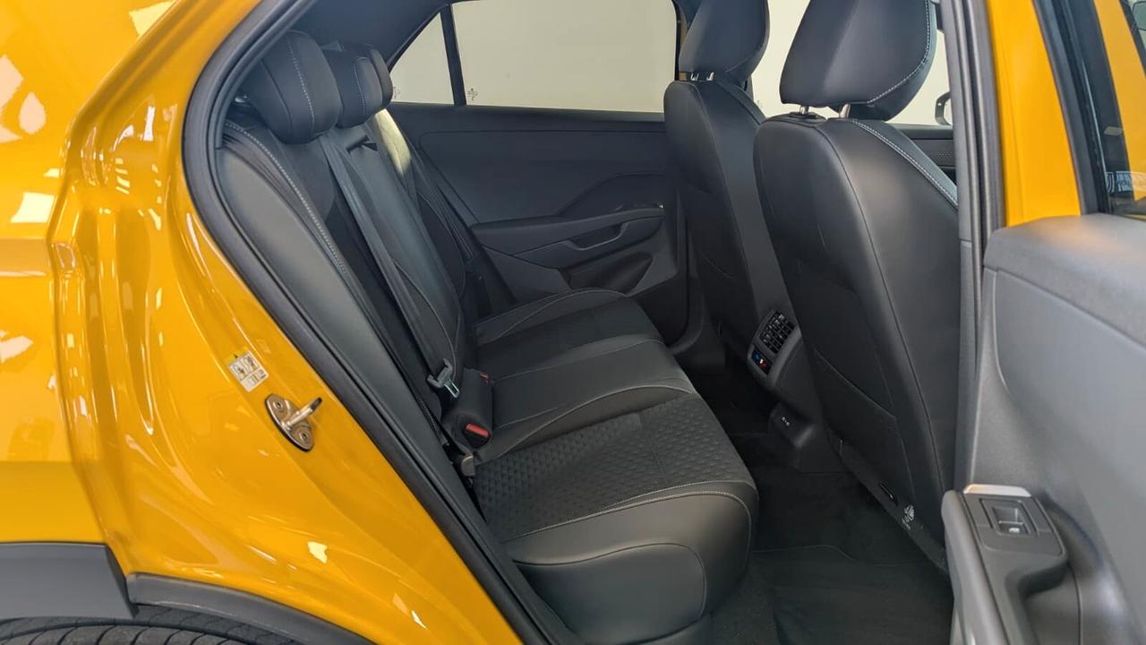 Volkswagen T-Roc 1.5 eTSI ACT 150 CV DSG R-Line KM0