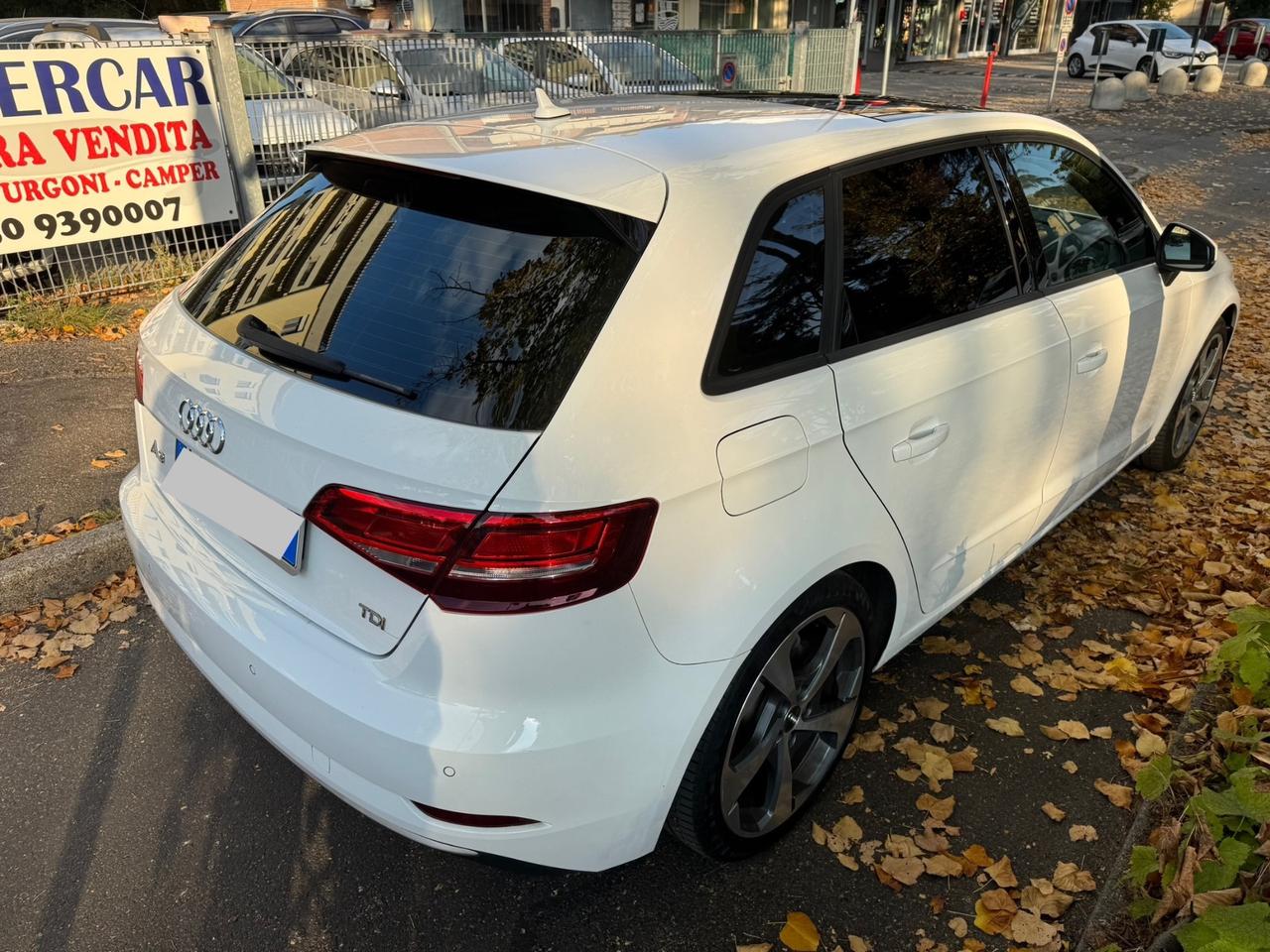 Audi A3 SPB 1.6 TDI Sport neopaten garanzia 12 mesi