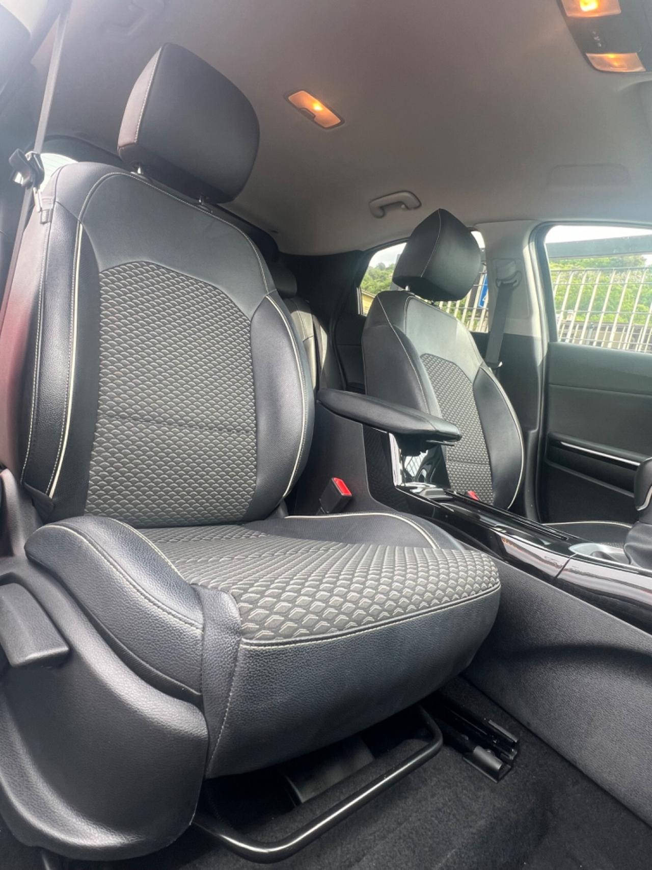 Kia XCeed 1.5 T-GDi 160 CV MHEV iMT High Tech