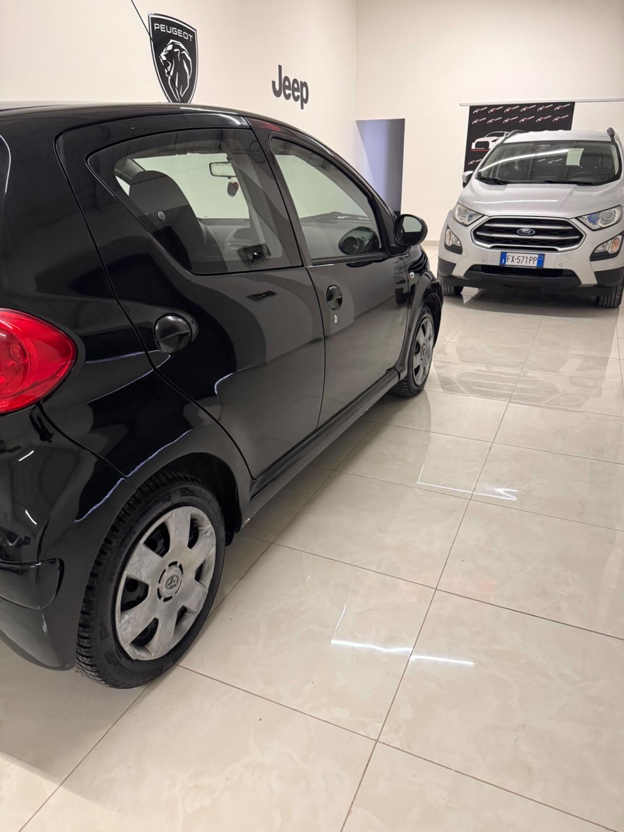 Toyota Aygo 1.0 12V VVT-i 5 porte