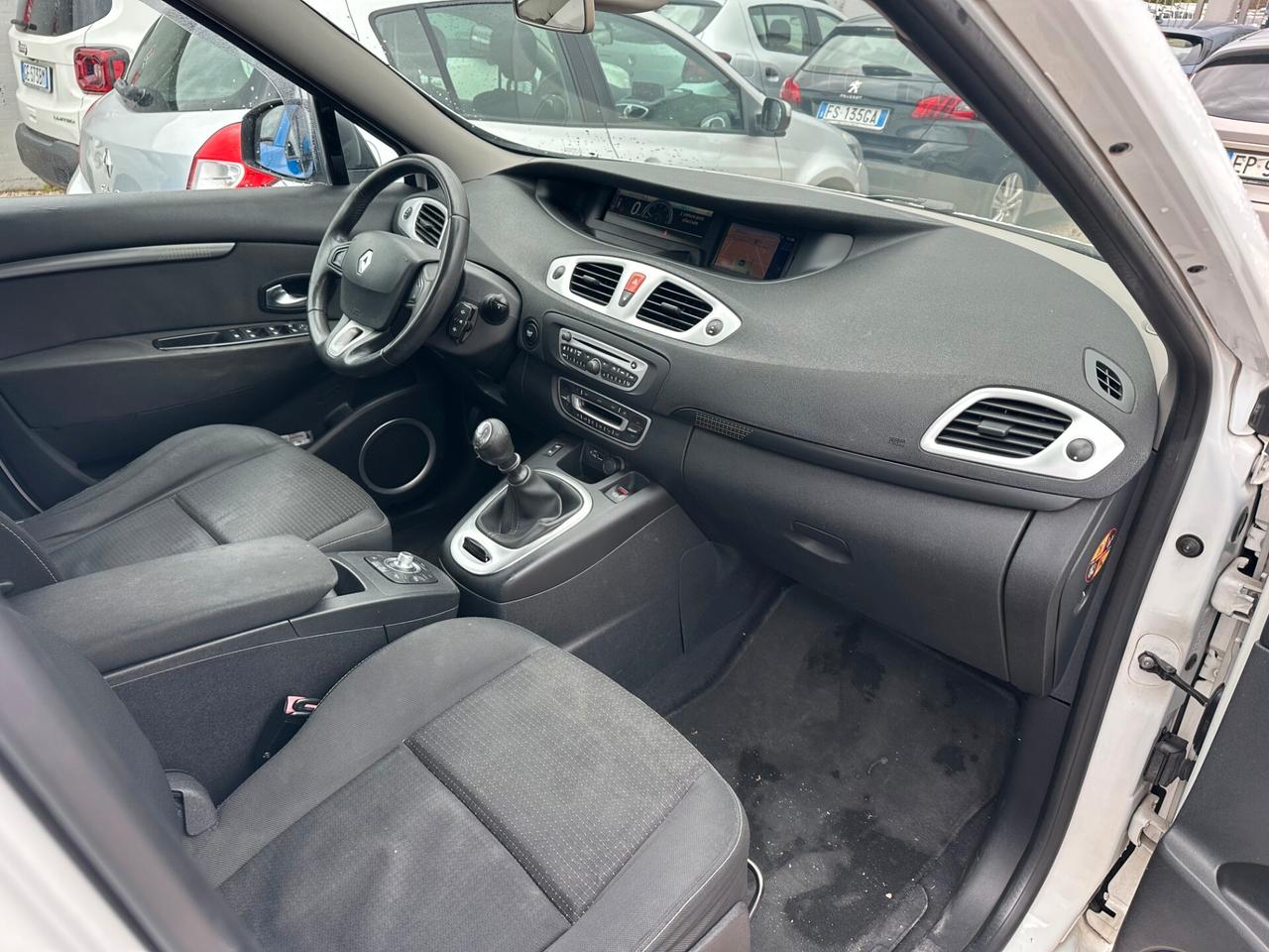 Renault Scenic X-Mod 1.5 dCi 110CV Luxe