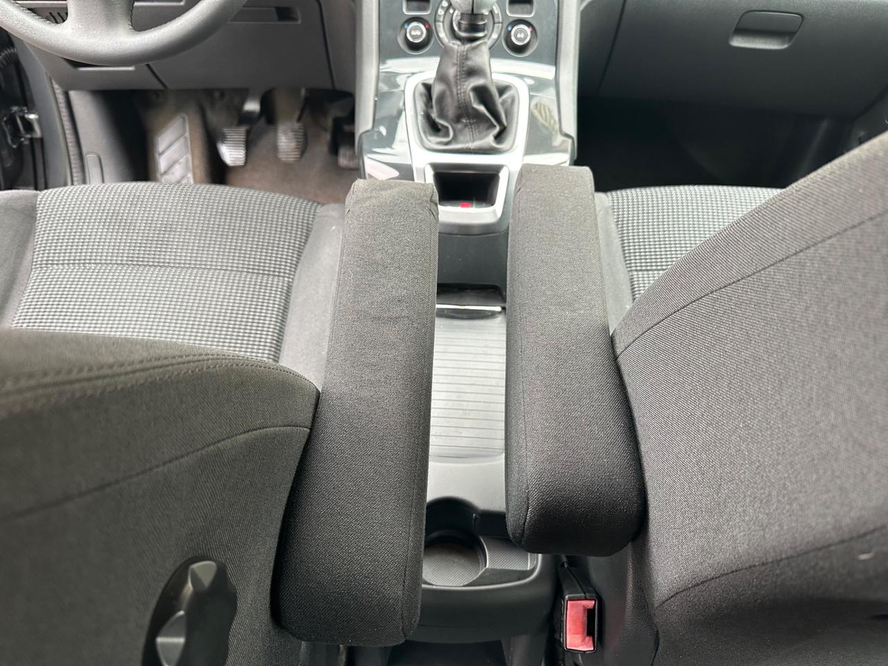 Peugeot 5008 1.6 HDi 115CV 7 posti euro 5