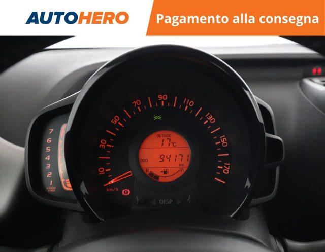 TOYOTA Aygo 1.0 VVT-i 69 CV 5 porte x-play