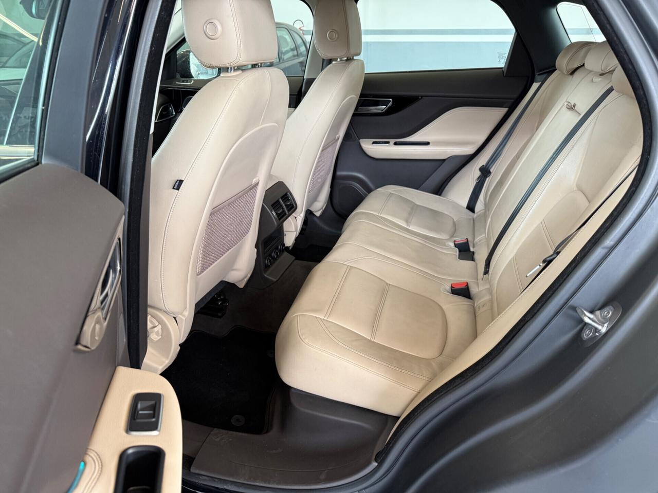 Jaguar F-Pace 2.0 D 180 CV 2016 euro6