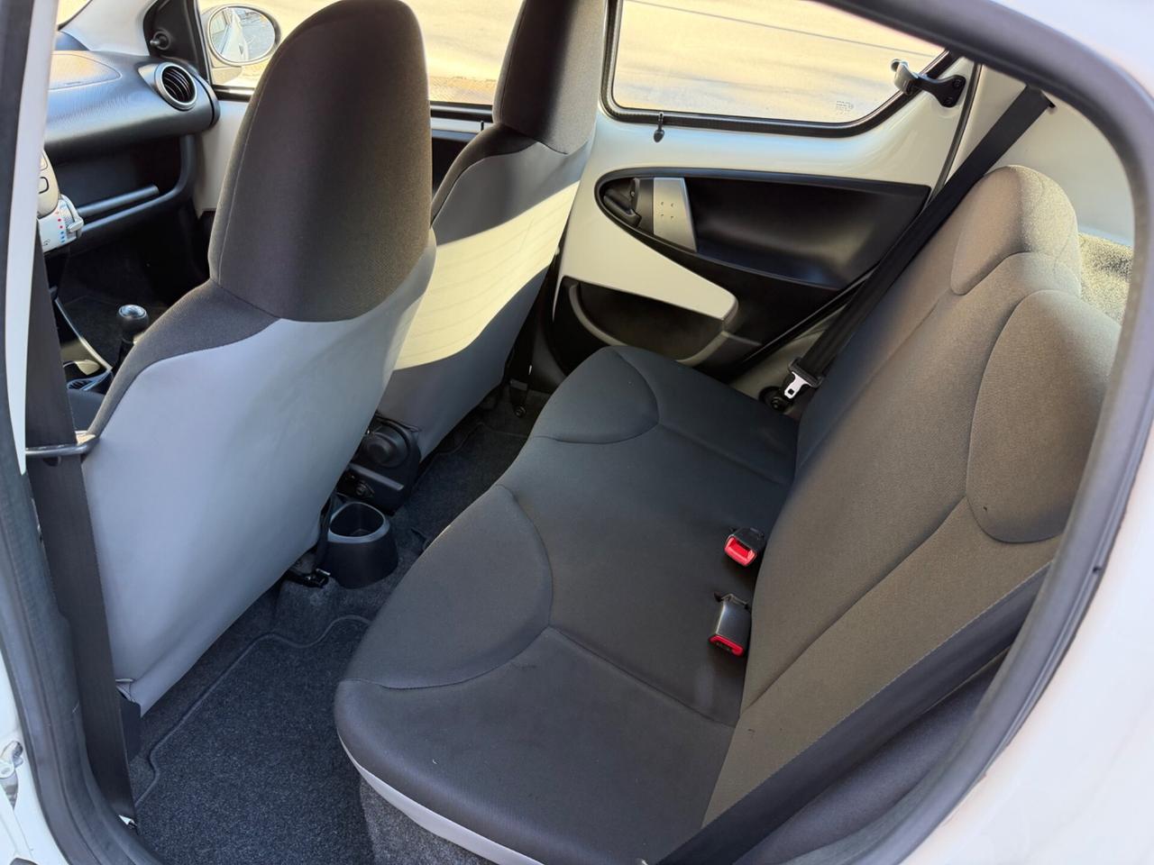 TOYOTA AYGO 1.0 NEOPATENTATI